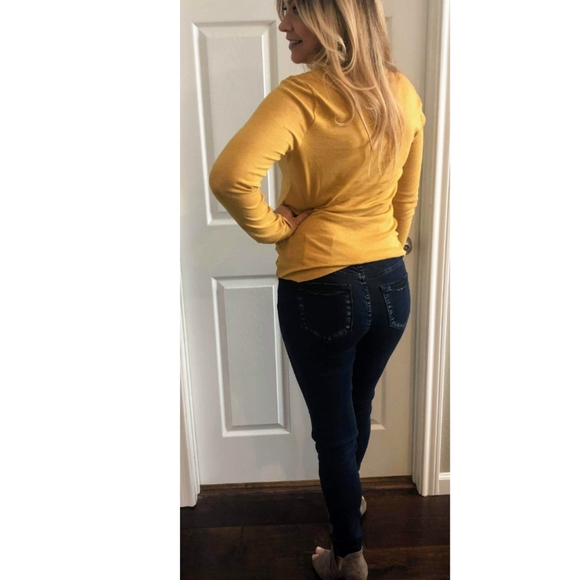 NWT KanCan button fly jeans - Picture 3 of 4